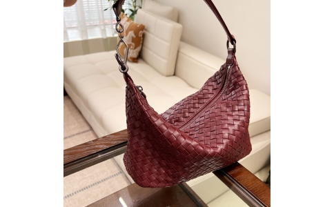 Woven under - arm and cross - body bag