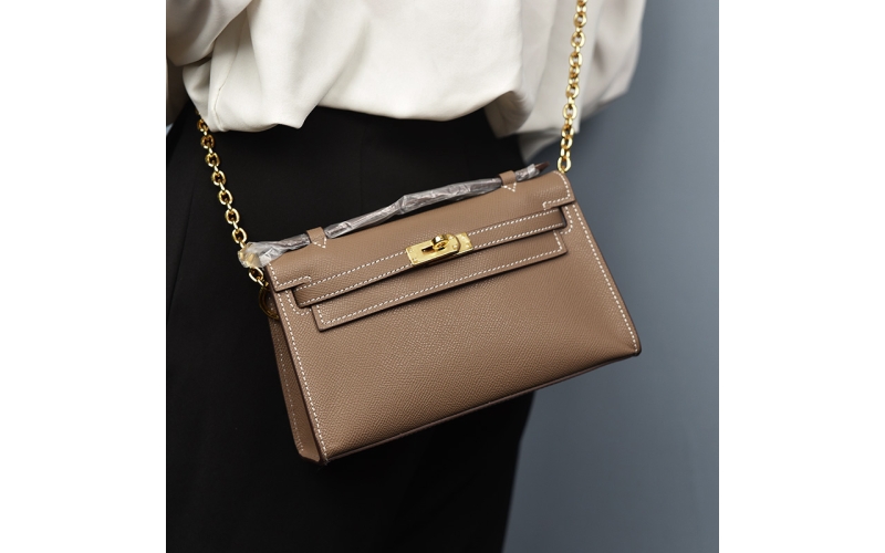 Fashion Women Mini Small Evening Bags Cow Leather Shoulder Handbags Solids Sling Ladies Party Desinger Female Metal Chain New